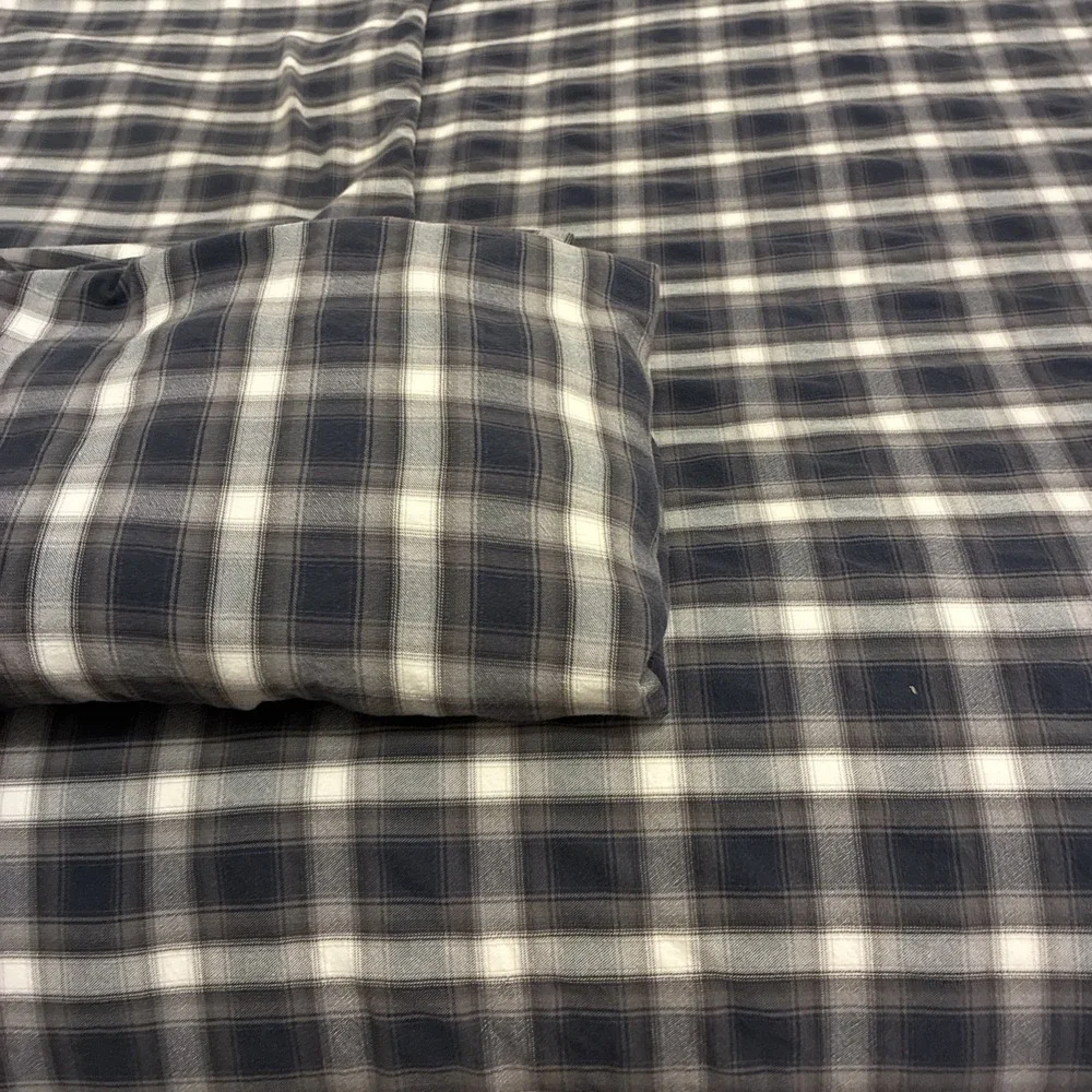 Restoration Hardware Baby & Child Twin Size Sheet Set Navy Plaid Cotton 4 Piece